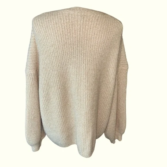 Boden Ivory Sparkle Ribbed Fluffy V-Neck Sweater Oversized Metallic Thread Sz 12 - Picture 6 of 15